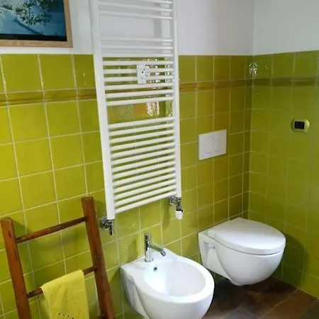 Raccolto Con Terrazzo E Parcheggio Cir 0002 Daire *